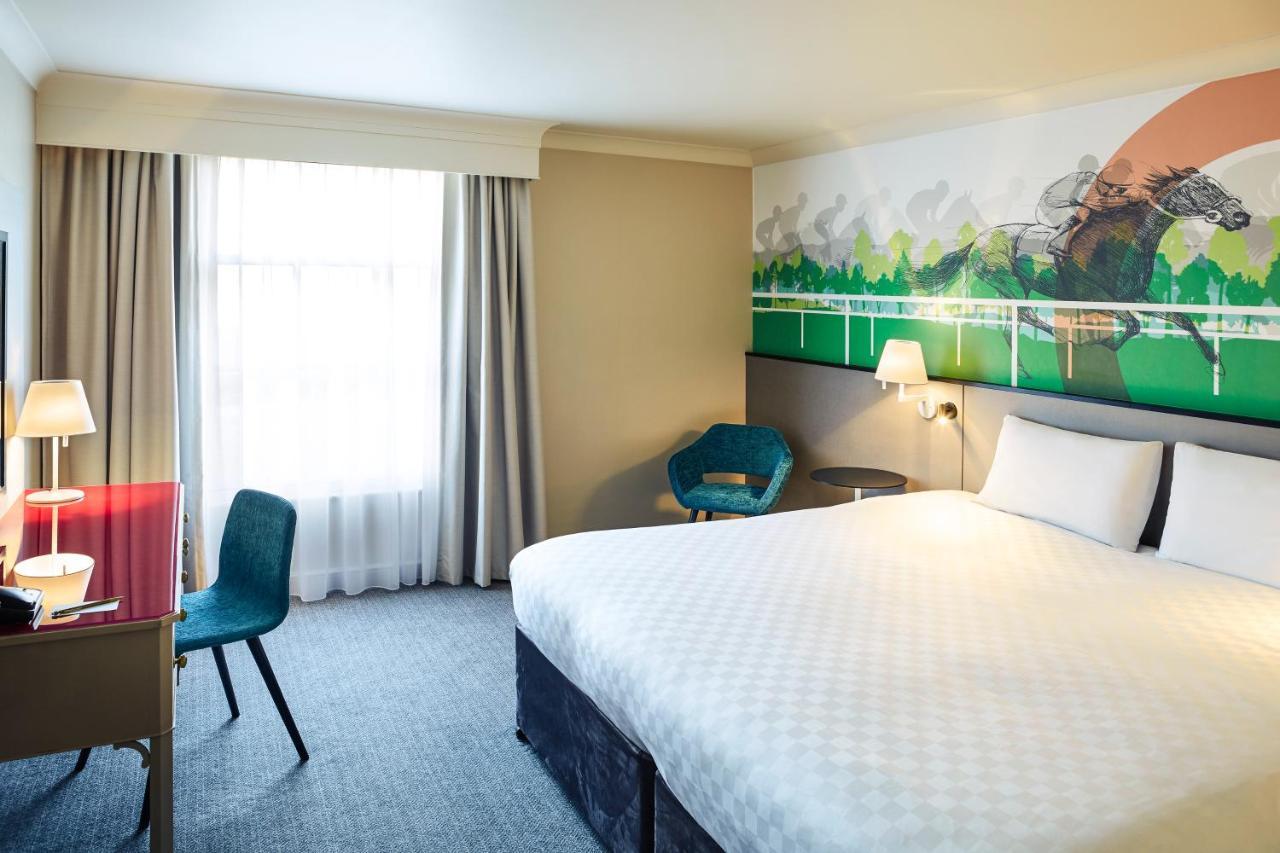 Mercure Haydock Hotel Exterior photo