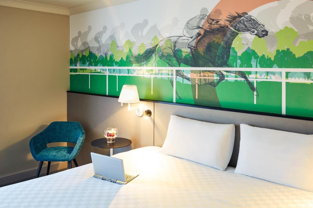 Mercure Haydock Hotel Exterior photo