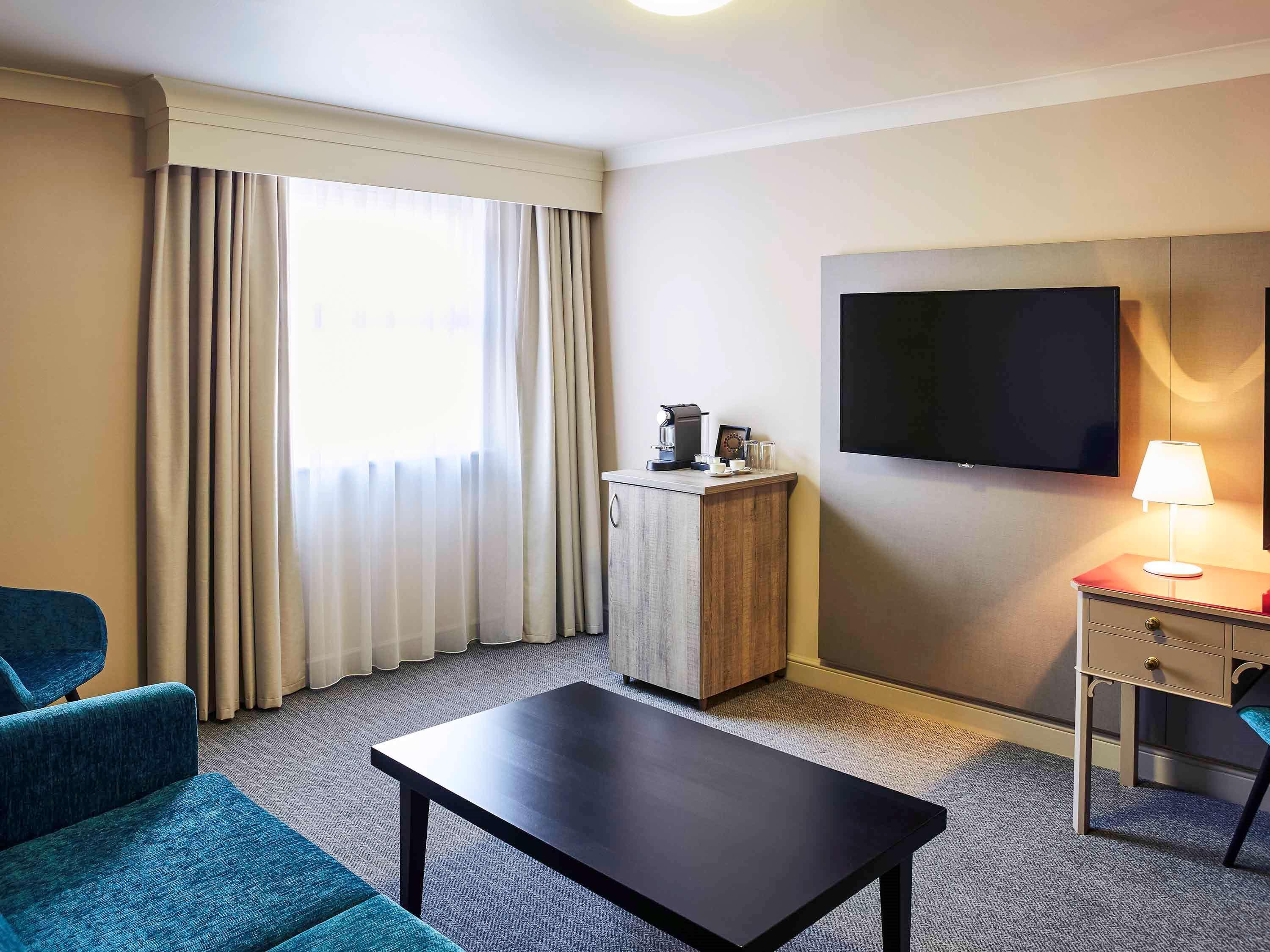Mercure Haydock Hotel Exterior photo