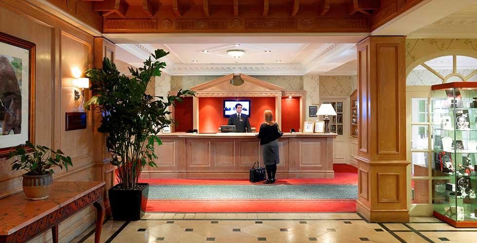 Mercure Haydock Hotel Exterior photo