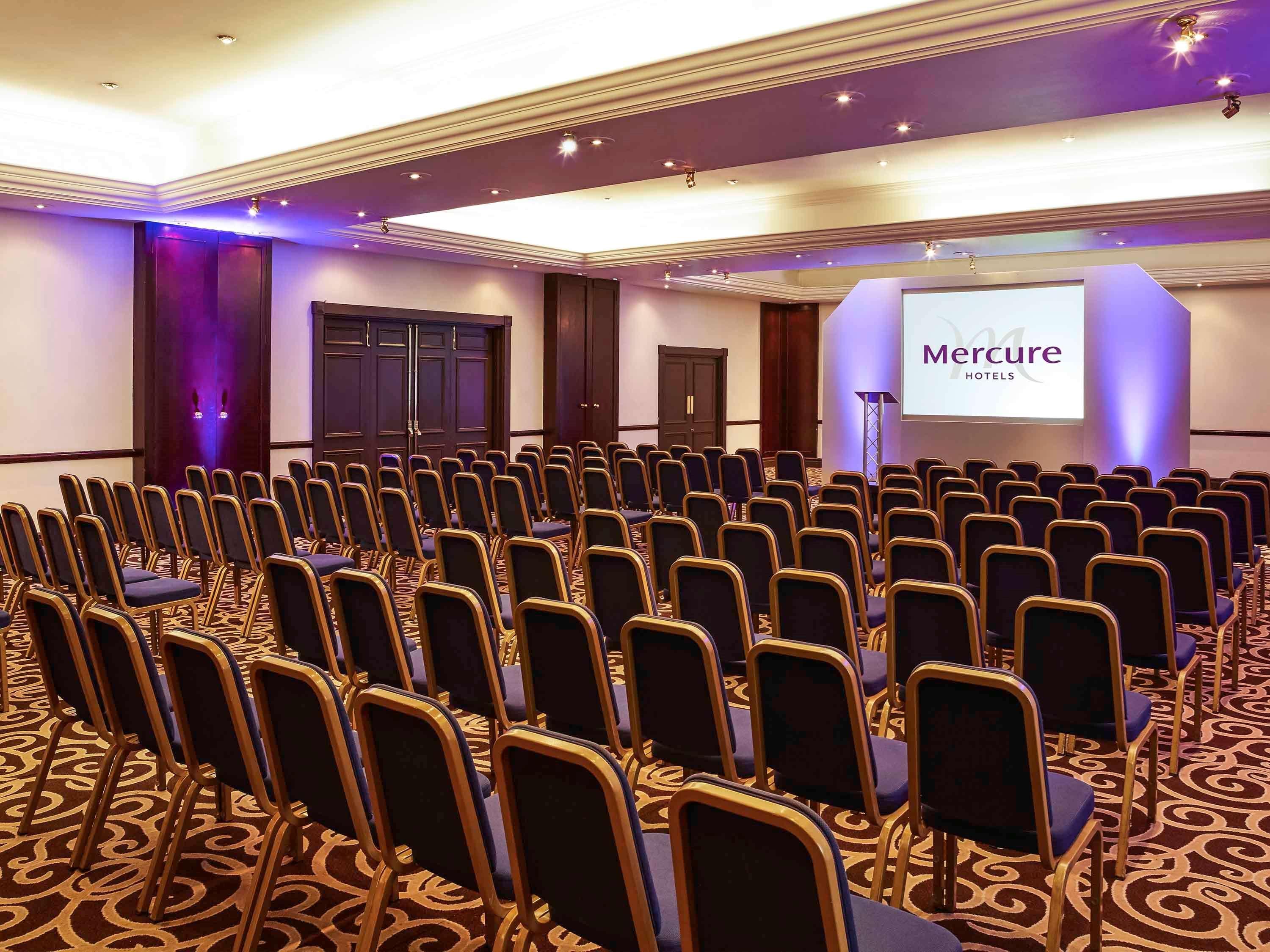 Mercure Haydock Hotel Exterior photo