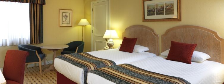 Mercure Haydock Hotel Exterior photo